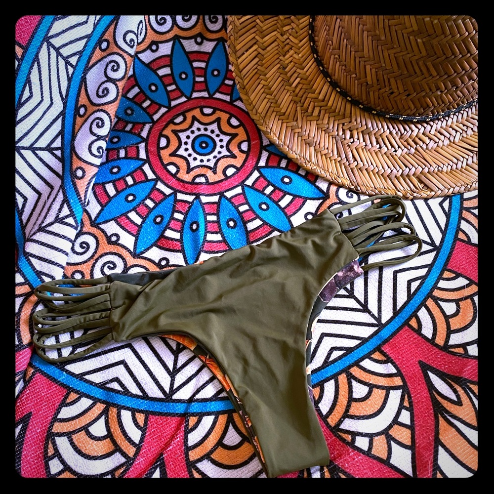 San Lorenzo reversible Brazilian bottoms